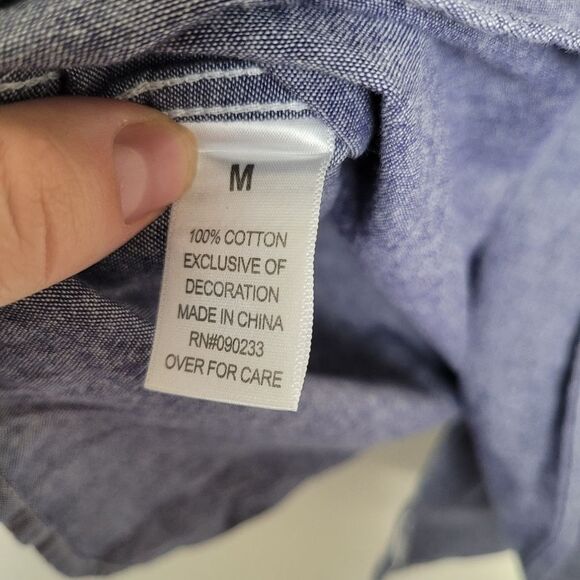 44MM Button Down Shirt Blouse Women's Medium Two Pockets Blue Chambray Cotton - Picture 11 of 14